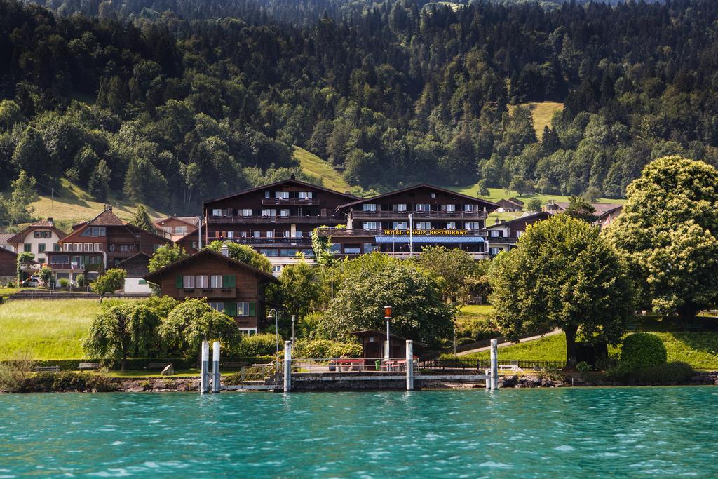 Hotel Kreuz Leissigen Екстериор снимка